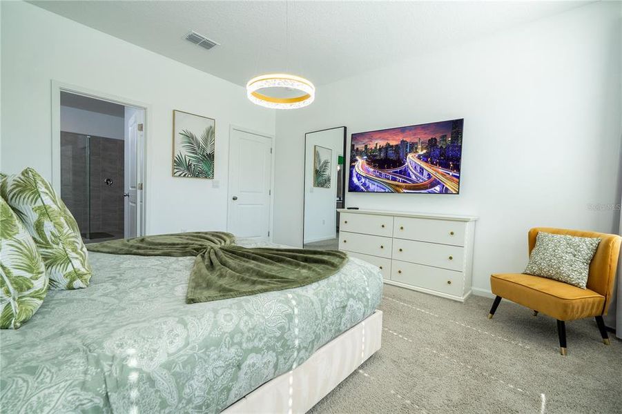 Furnished interior view inside a new home in , Kissimmee (Image 23).