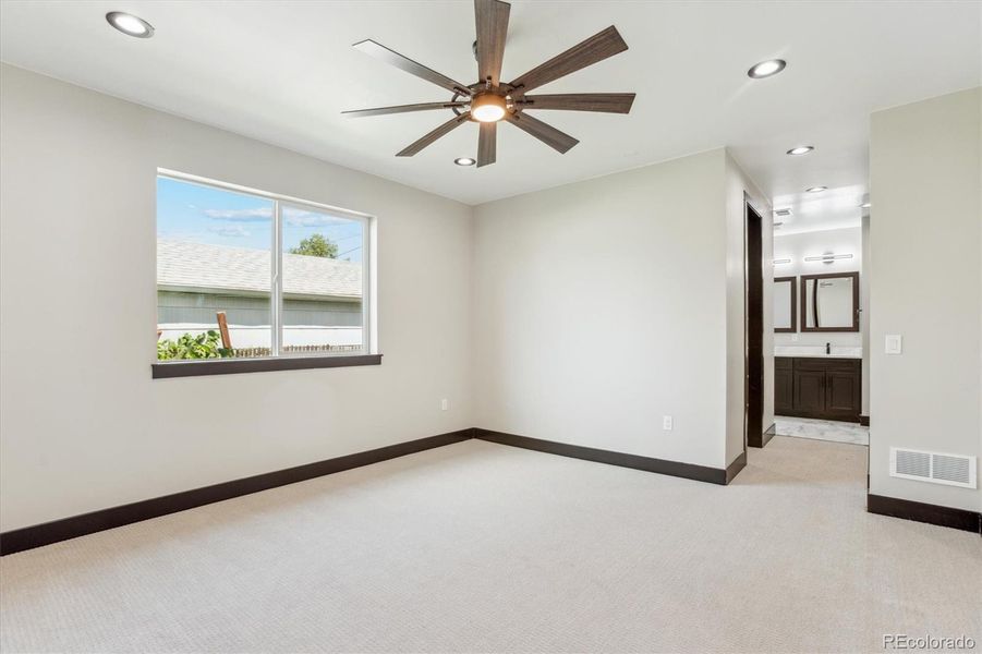 Spacious, unfurnished interior of a new home in , Denver (Image 15).