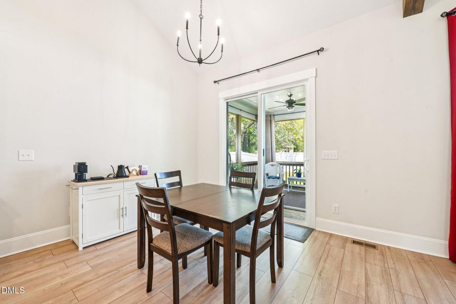 13-web-or-mls-Arbor Dr-S1404-013