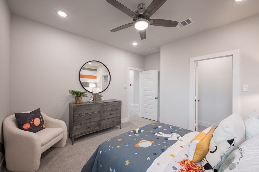 Representative furnished interior of a home built from the Cormorant by Tri Pointe Homes in Trillium, Richmond (Image 44).