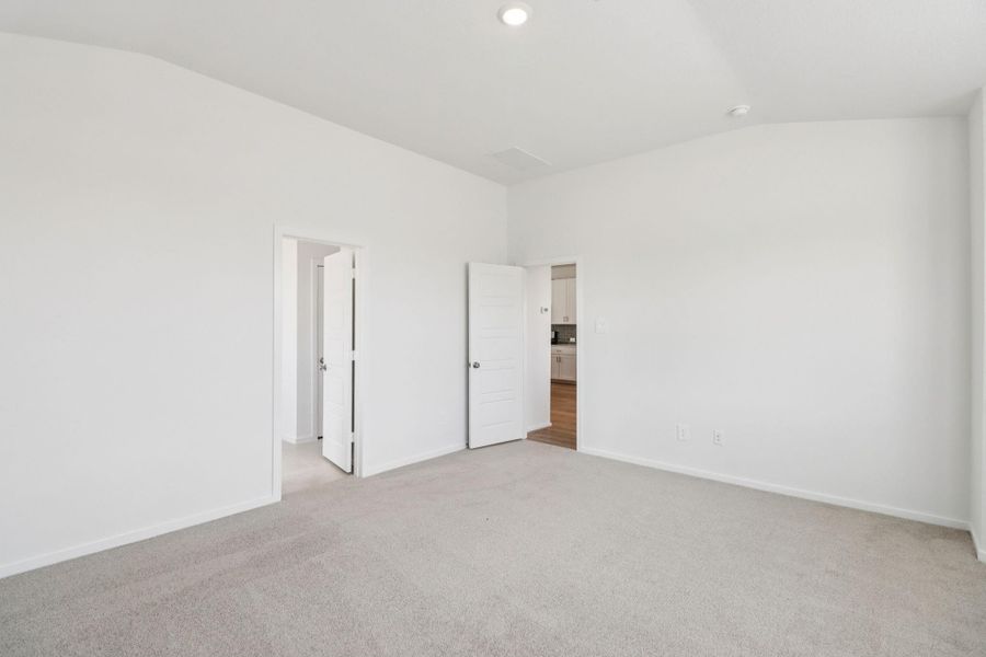 Spacious, unfurnished interior of a new home in Landing Meadows - Premier Series, New Caney (Image 23). Spacious, unfurnished interior of a new home in Landing Meadows - Premier Series, New Caney (Image 23).