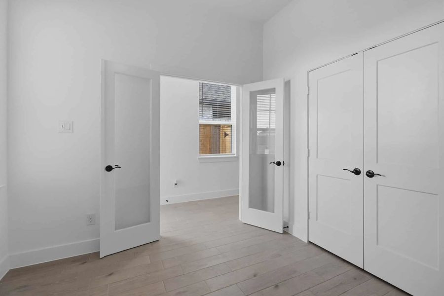 Spacious, unfurnished interior of a new home in Emory Glen, Magnolia (Image 6). Spacious, unfurnished interior of a new home in Emory Glen, Magnolia (Image 6).