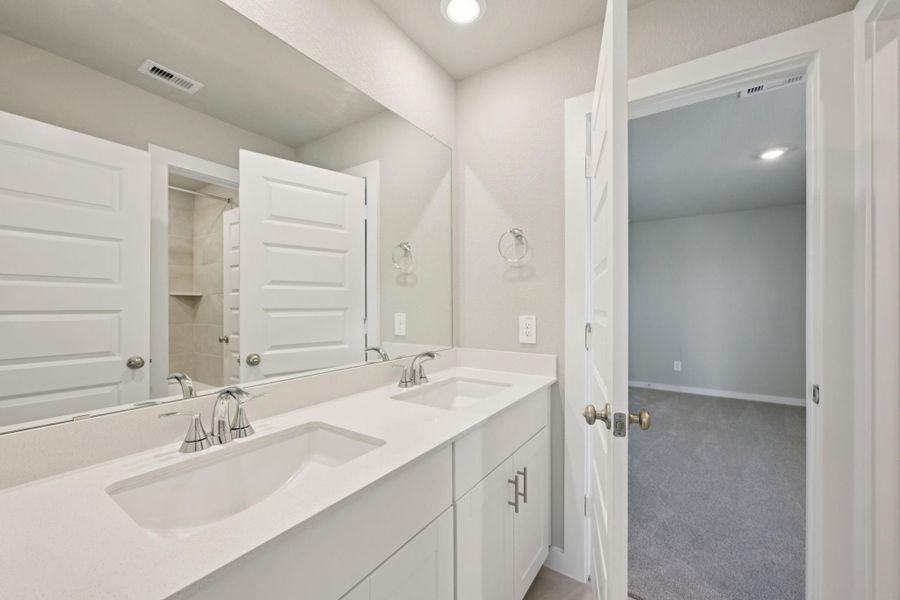 Photo is not of the actual home, but is an inspirational photo of builder’s model home and may depict options, furnishings, and/or decorator features that are not included Photo is not of the actual home, but is an inspirational photo of builder’s model home and may depict options, furnishings, and/or decorator features that are not included