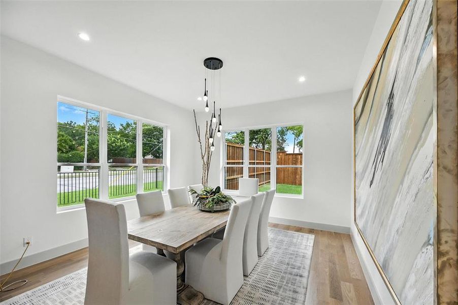 Furnished interior view inside a new home in , Dallas (Image 14).