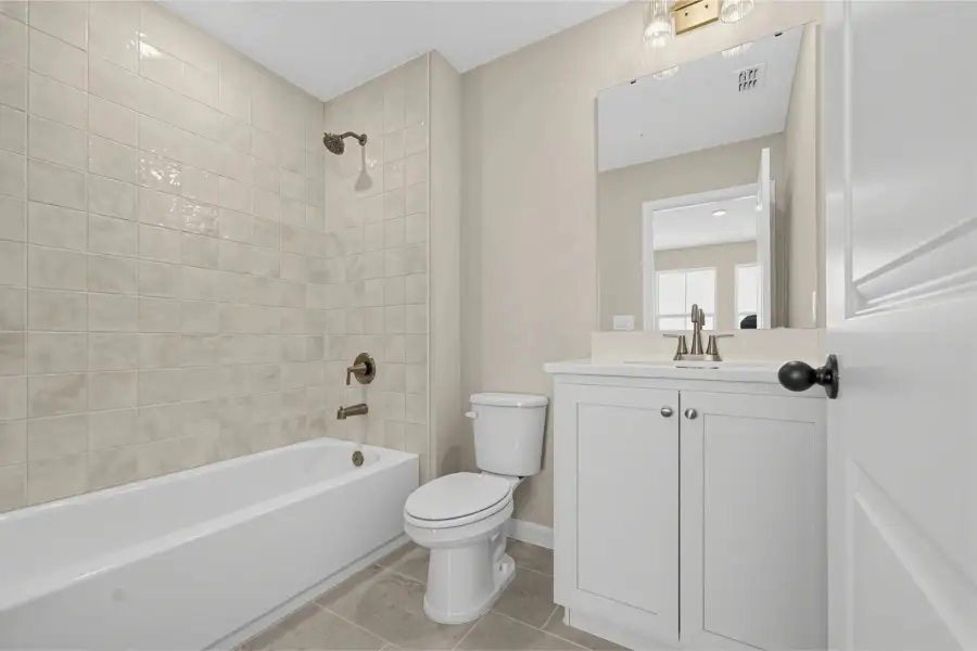 Furnished interior view inside a new home in Weslyn Park, St. Cloud (Image 13).