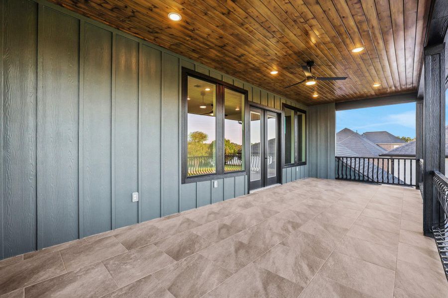 Exterior details and patio area of a home in , Montgomery (Image 3).