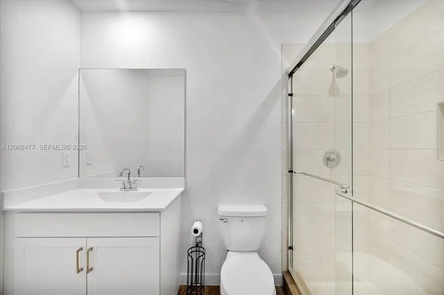 upstairs Shared full bathroom upstairs Shared full bathroom