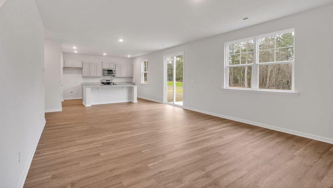 Representative unfurnished interior of a home built from the GLYNN by D.R. Horton in Grayson Park, Leland (Image 21).