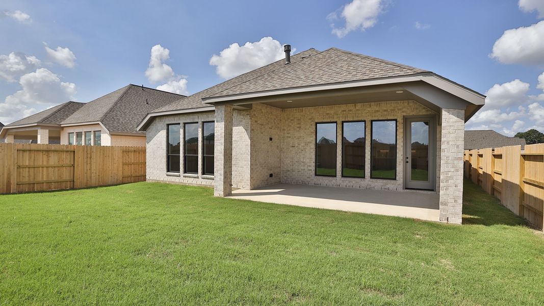Exterior details and patio area of a home in Everly, Hockley (Image 3).