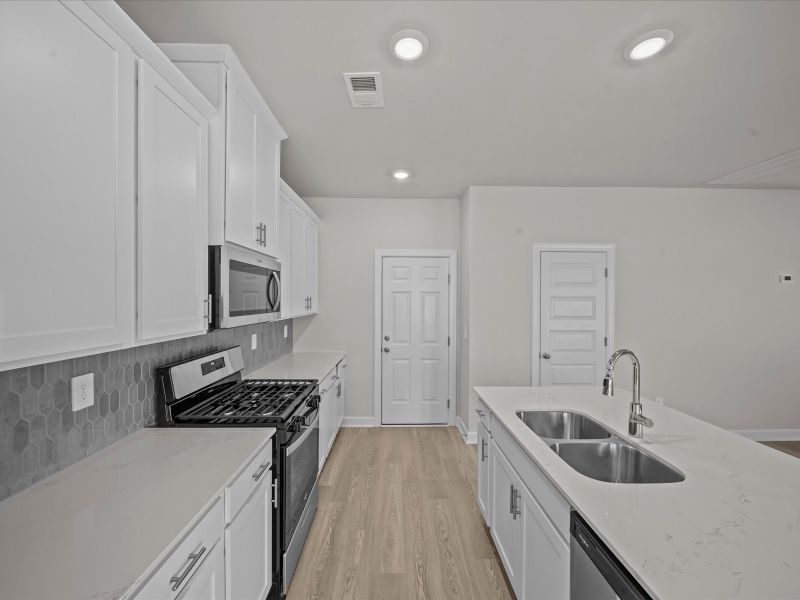 Furnished interior view inside a new home in Cedar Shoals – Heritage Collection, Piedmont (Image 4).