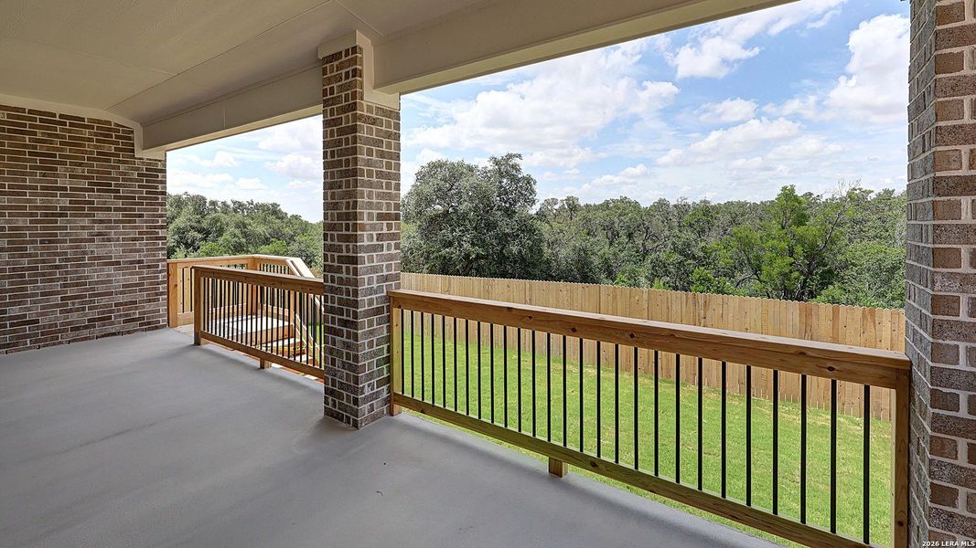 Exterior details and patio area of a home in Ladera, San Antonio (Image 20).