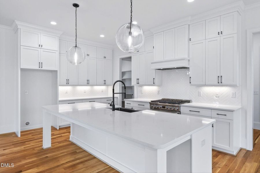 27-web-or-mls-7825 Penny Rd (19 of 70) 27-web-or-mls-7825 Penny Rd (19 of 70)