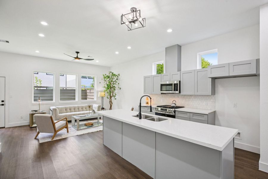 Furnished interior view inside a new home in , Houston (Image 10). Furnished interior view inside a new home in , Houston (Image 10).