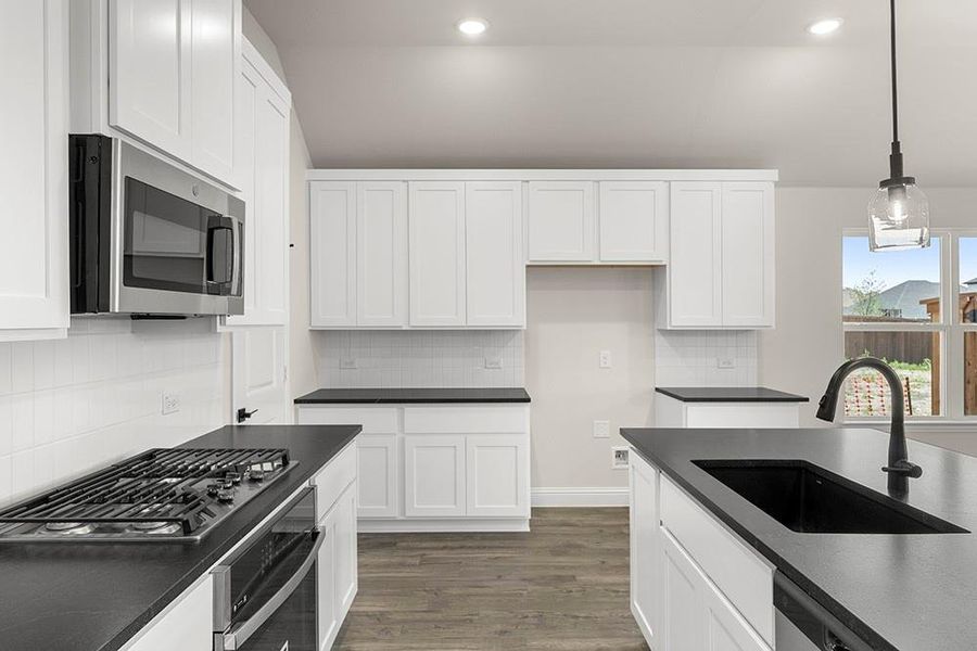 Furnished interior view inside a new home in Walden Pond, Forney (Image 5).