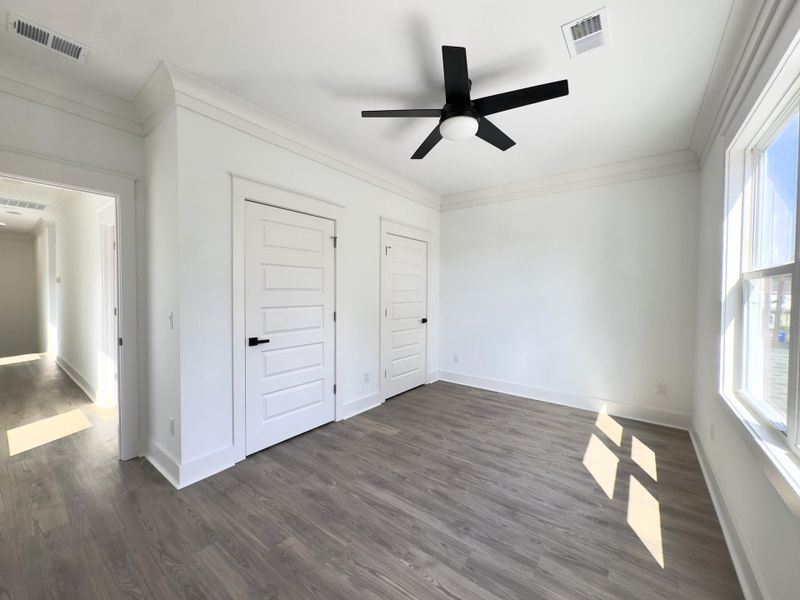Spacious, unfurnished interior of a new home in , North Charleston (Image 22).