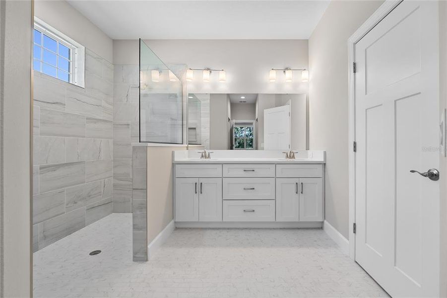 Furnished interior view inside a new home in , Mulberry (Image 8).