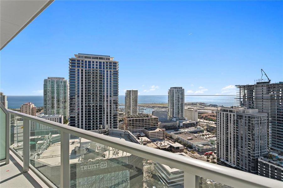 Condo located in St. Petersburg, FL showcasing its design and architecture (Image 35). Condo located in St. Petersburg, FL showcasing its design and architecture (Image 35).