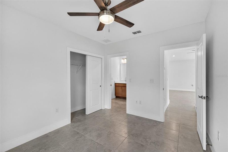 Spacious, unfurnished interior of a new home in , Port Charlotte (Image 34).