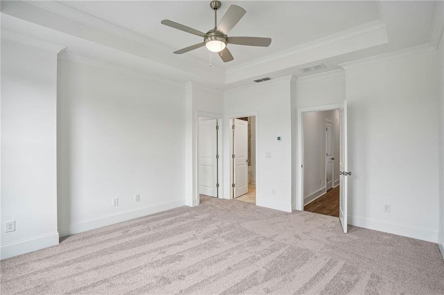 Spacious, unfurnished interior of a new home in Waterhaven, Cumming (Image 35).