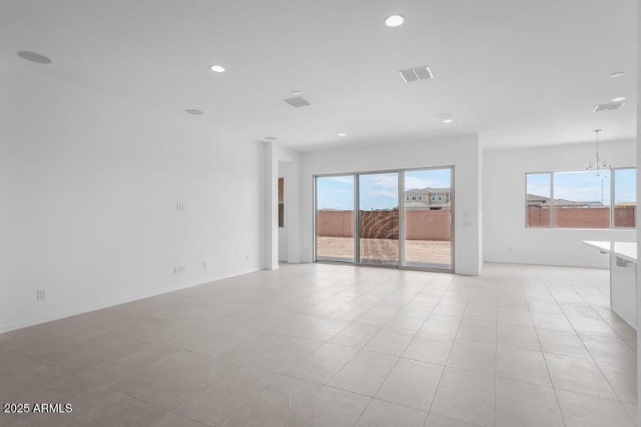 8825 W Vermont Avenue - Ready Now 8825 W Vermont Avenue - Ready Now