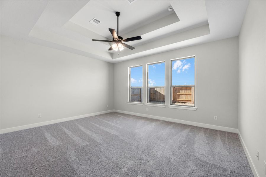 Spacious, unfurnished interior of a new home in Lago Mar, Texas City (Image 21). Spacious, unfurnished interior of a new home in Lago Mar, Texas City (Image 21).