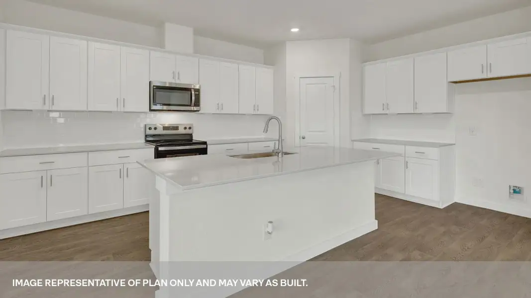 Furnished interior view inside a new home in Trails of Windcrest, Fredericksburg (Image 7).
