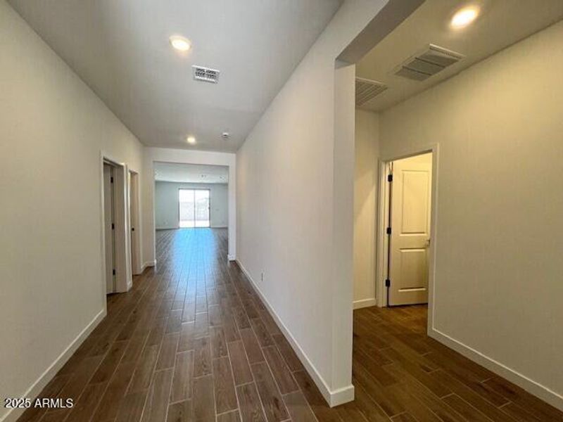 BR45 lot 207 Hallway