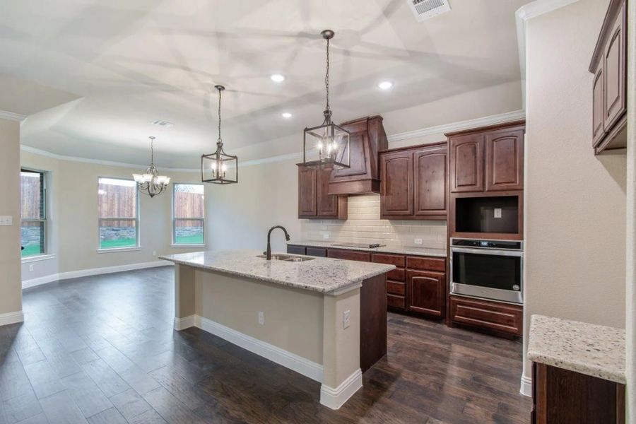 Image 200 representing the Concept 2373 by Landsea Homes in Coyote Crossing, Godley, TX. Image 200 representing the Concept 2373 by Landsea Homes in Coyote Crossing, Godley, TX.