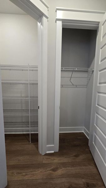 Spacious, unfurnished interior of a new home in , Summerville (Image 35).