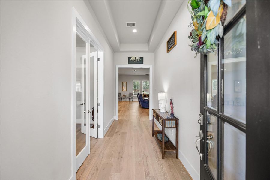 Furnished interior view inside a new home in Ridgelake Shores, Montgomery (Image 15).