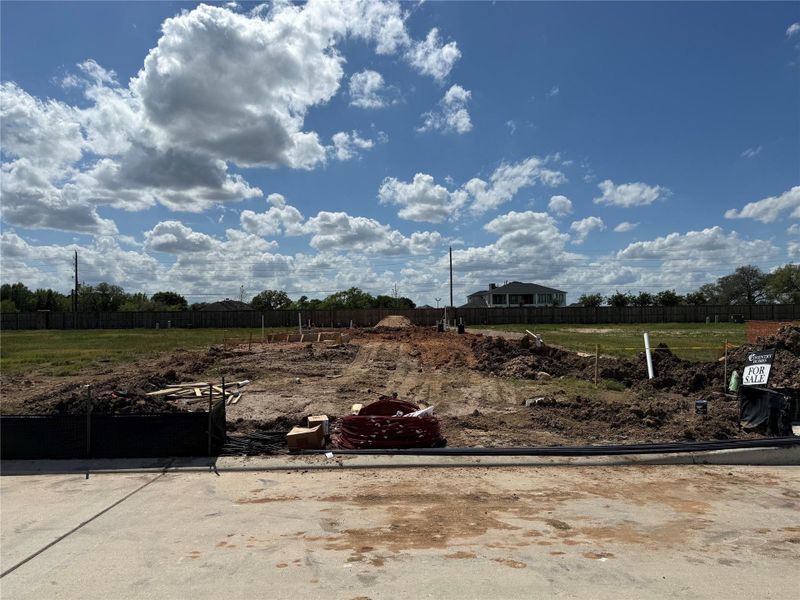 Site preparation for new homesites in Candela, Richmond (Image 3).