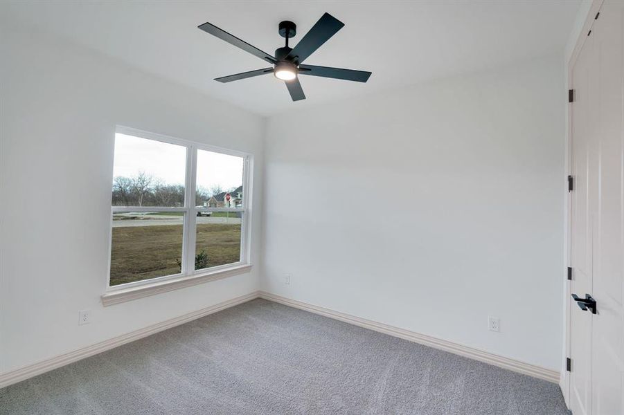 Spacious, unfurnished interior of a new home in , Waxahachie (Image 25).