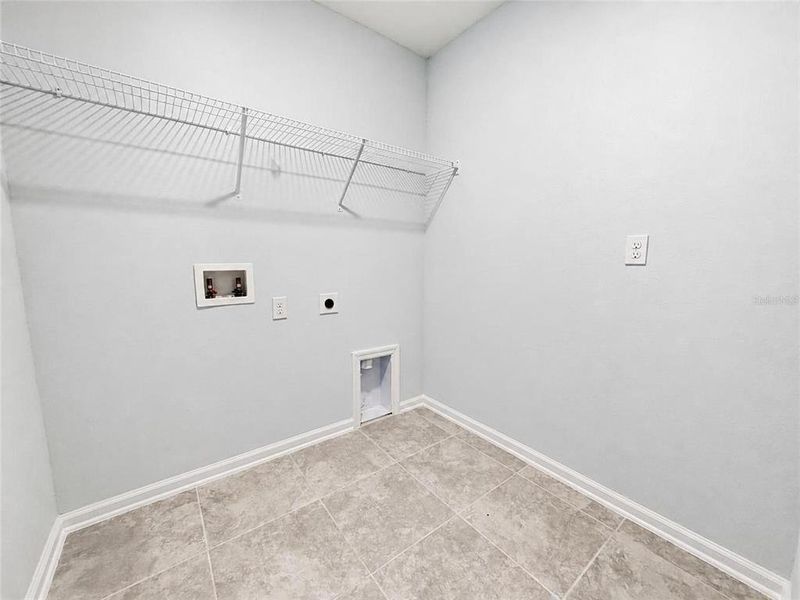 Spacious, unfurnished interior of a new home in , Kissimmee (Image 22).