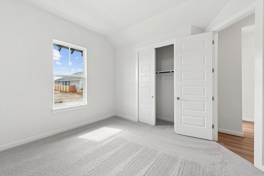 Spacious, unfurnished interior of a new home in University Heights, Round Rock (Image 27).