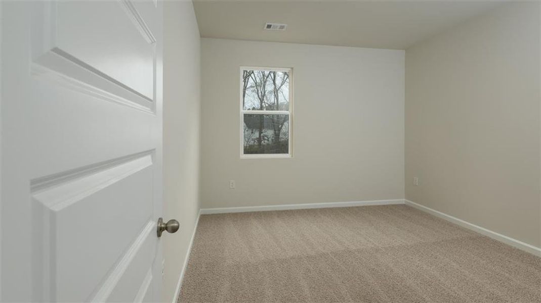 Spacious, unfurnished interior of a new home in Brooks Station, Dacula (Image 15).