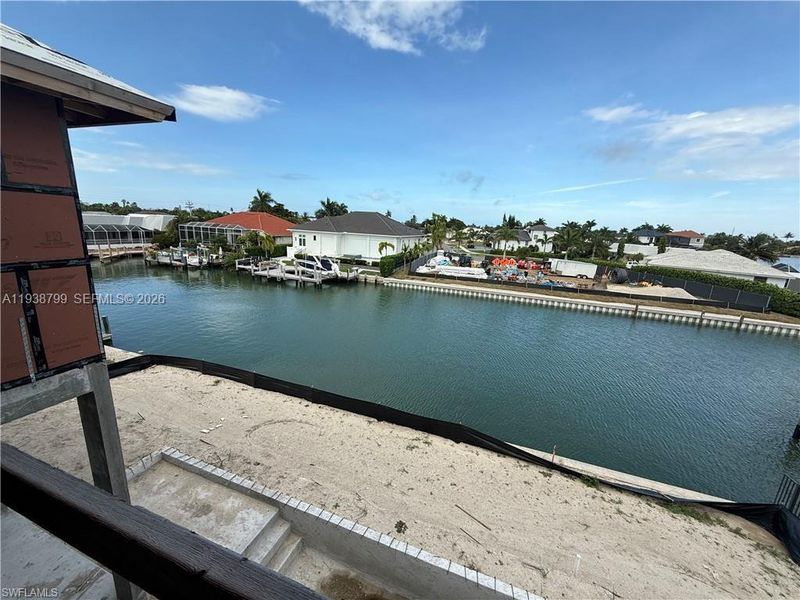 Image 10 of a home in .