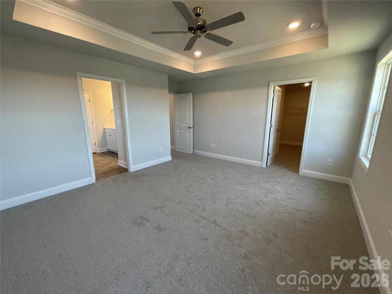 Spacious, unfurnished interior of a new home in Village at Parkside, Gastonia (Image 10).
