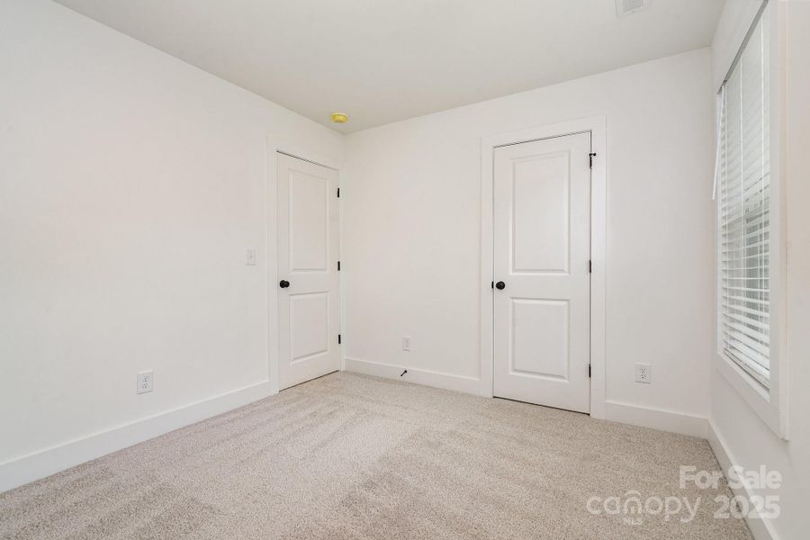 Spacious, unfurnished interior of a new home in , Cherryville (Image 14).