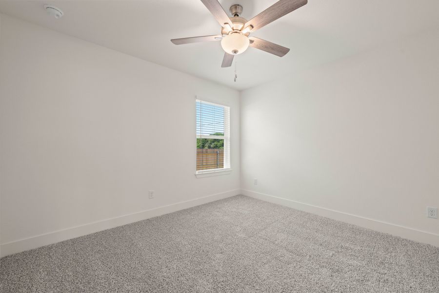 Spacious, unfurnished interior of a new home in Liberty Oaks, Waco (Image 13).