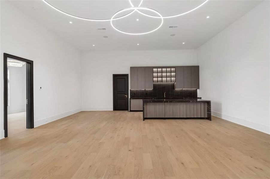 Furnished interior view inside a new home in , Alpharetta (Image 9).