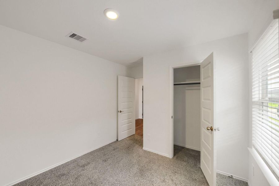 Spacious, unfurnished interior of a new home in , Fulshear (Image 15). Spacious, unfurnished interior of a new home in , Fulshear (Image 15).