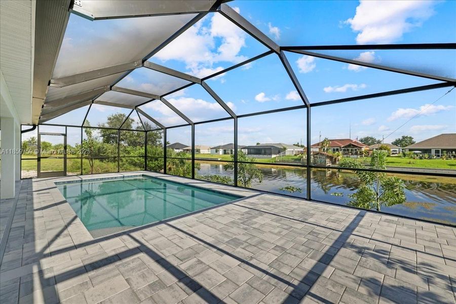 Image 31 of a home in Cape Coral.