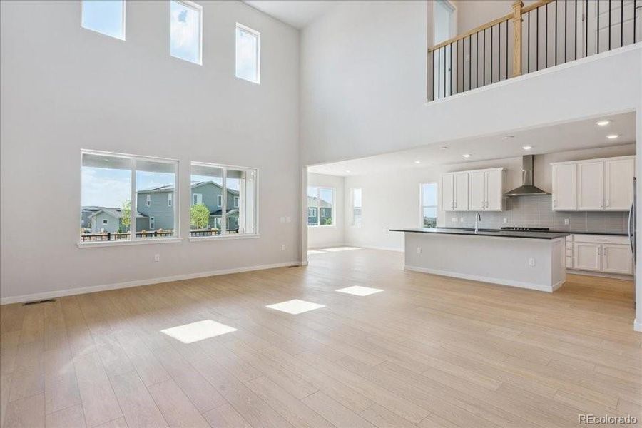 Spacious, unfurnished interior of a new home in Trails at Smoky Hill, Parker (Image 20).