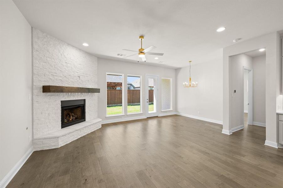 Spacious, unfurnished interior of a new home in BridgeWater - Phase 1, Midlothian (Image 18).