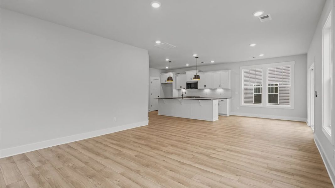 Furnished interior view inside a new home in Harrier Point, Woodruff (Image 9).
