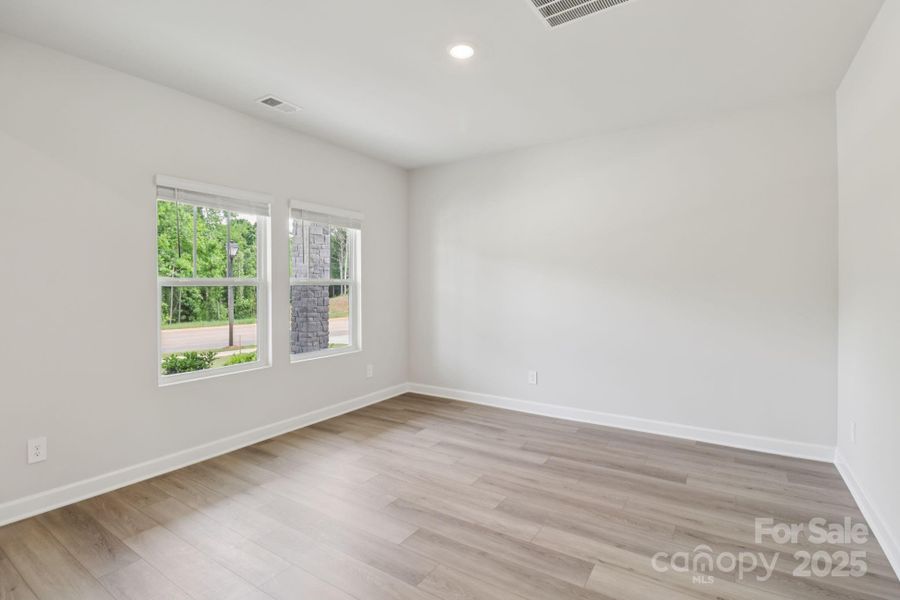 Spacious, unfurnished interior of a new home in Harper Landing, Stanley (Image 19).