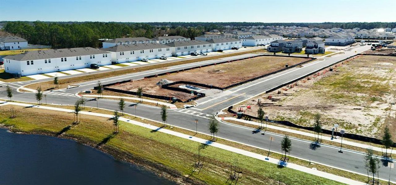 Image 15 of a home in Bridge Pointe.