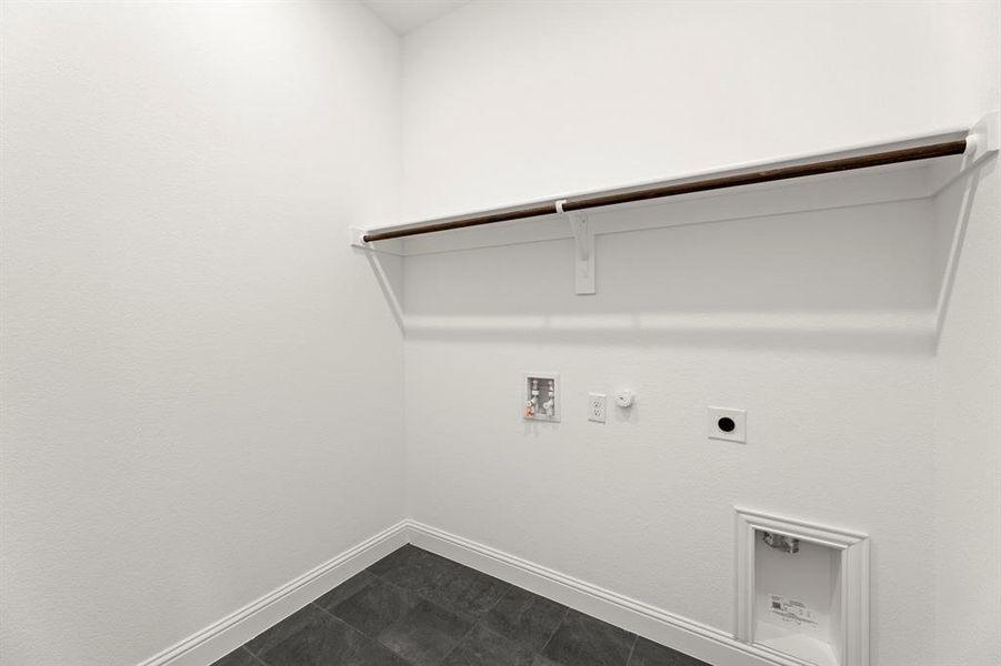 23_24. 541 San Angelo - Utility