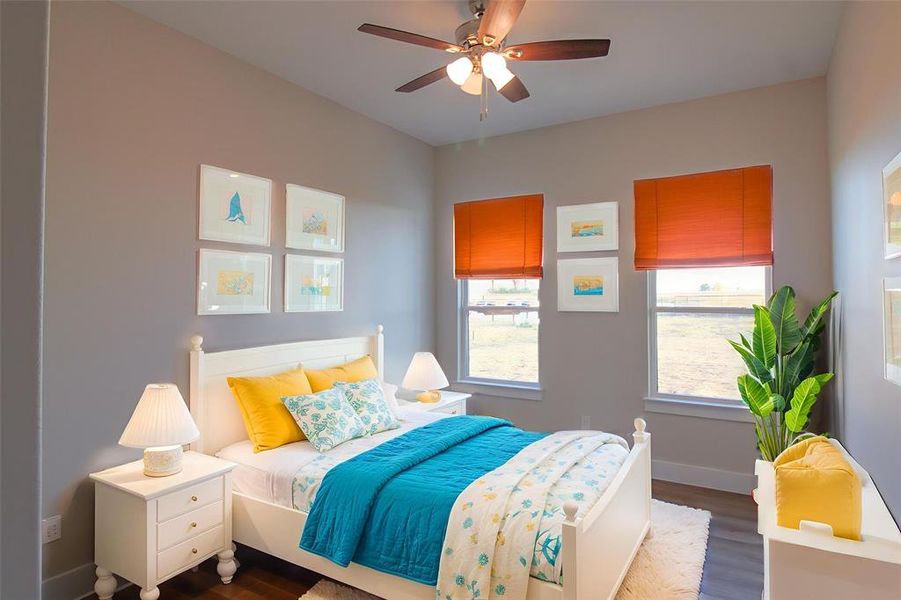 Furnished interior view inside a new home in , Waxahachie (Image 8).
