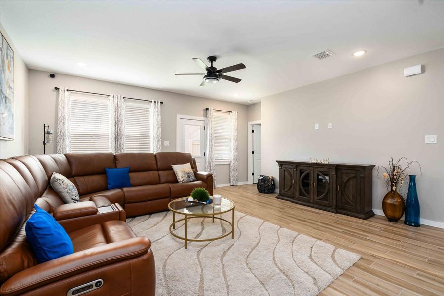 Furnished interior view inside a new home in Ascend at Legends Bay, Baytown (Image 7). Furnished interior view inside a new home in Ascend at Legends Bay, Baytown (Image 7).